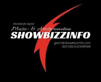 SHOWBIZZINFO on Museboat Live